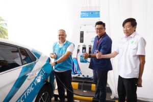 1e15bbf4-9e59-41f4-83ab-206126015fa7